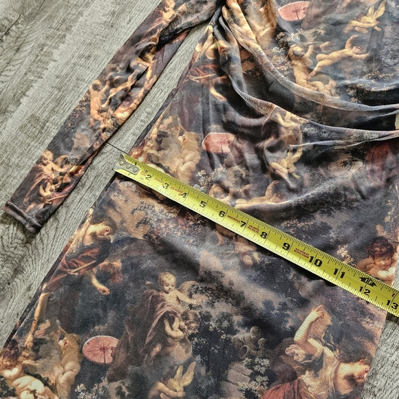 PrettyLittleThing Body Con Mini Long Sleeve 4 - Picture 2 of 13